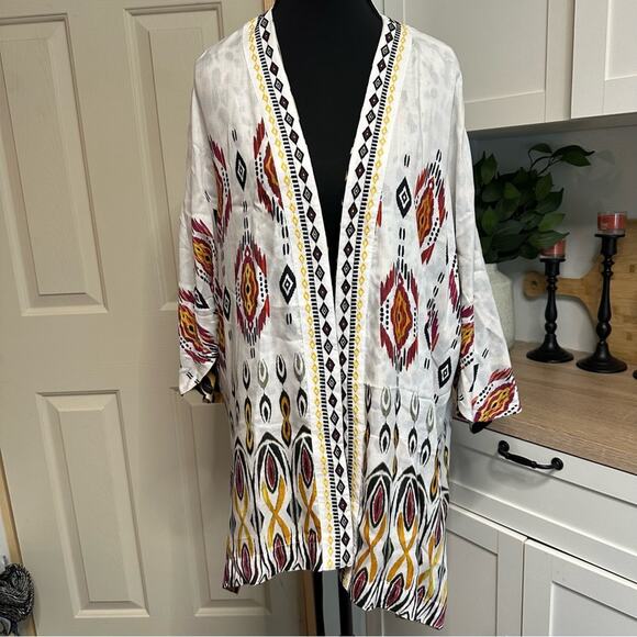 Chico’s Women’s Sz 1 US 8 M Reversible Cheetah Leopard Aztec Kimono Cardigan EUC - Picture 3 of 12